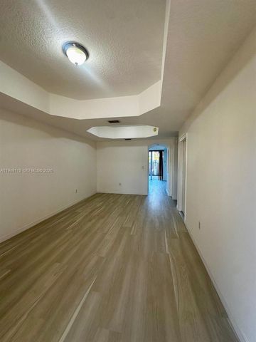 15205 SW 30th Ter 15205, Miami, FL 33185