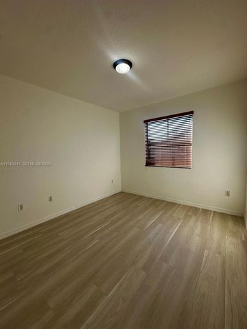 15205 SW 30th Ter 15205, Miami, FL 33185