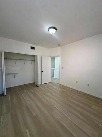 15205 SW 30th Ter 15205, Miami, FL 33185