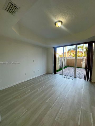 15205 SW 30th Ter 15205, Miami, FL 33185