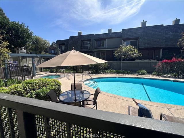 4338 Glencoe Avenue 2, Marina Del Rey, CA 90292