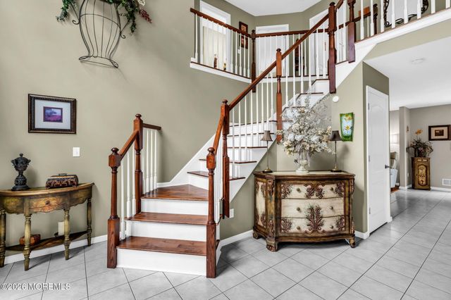 362 Meadowood Road, Jackson, NJ 08527