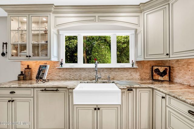 362 Meadowood Road, Jackson, NJ 08527