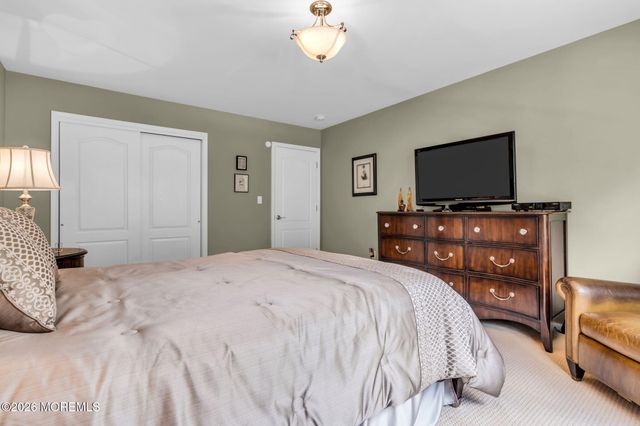 362 Meadowood Road, Jackson, NJ 08527