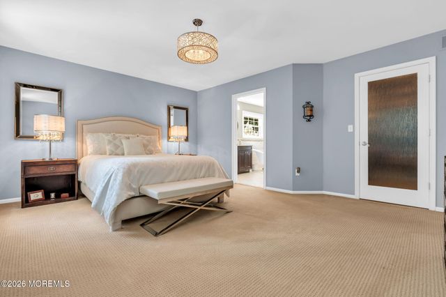 362 Meadowood Road, Jackson, NJ 08527