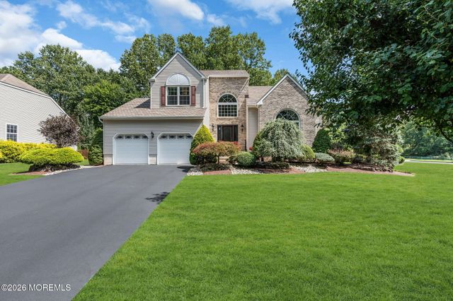 362 Meadowood Road, Jackson, NJ 08527