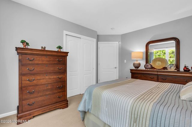 362 Meadowood Road, Jackson, NJ 08527