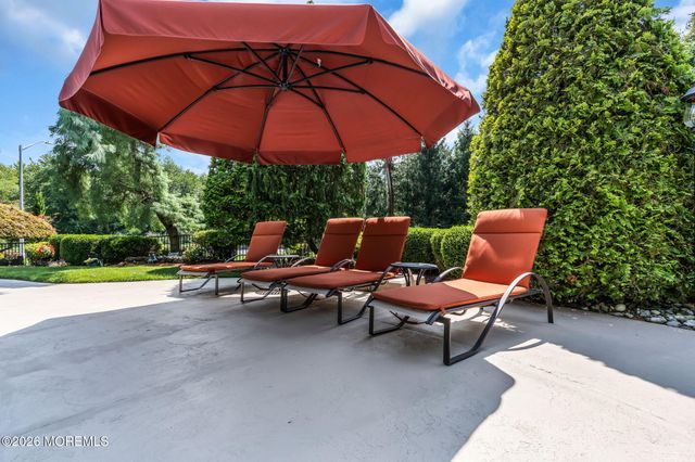362 Meadowood Road, Jackson, NJ 08527