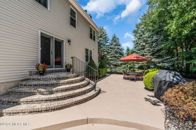 362 Meadowood Road, Jackson, NJ 08527