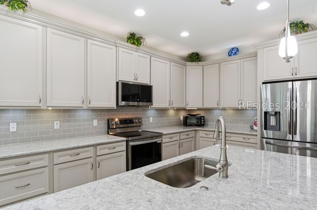 927 Landshark Blvd, Hardeeville, SC 29927