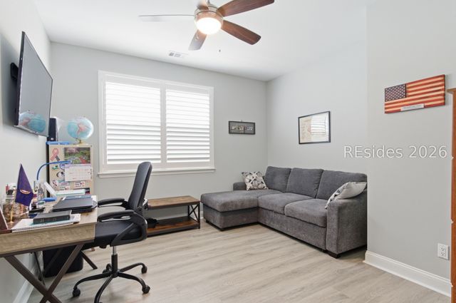 927 Landshark Blvd, Hardeeville, SC 29927