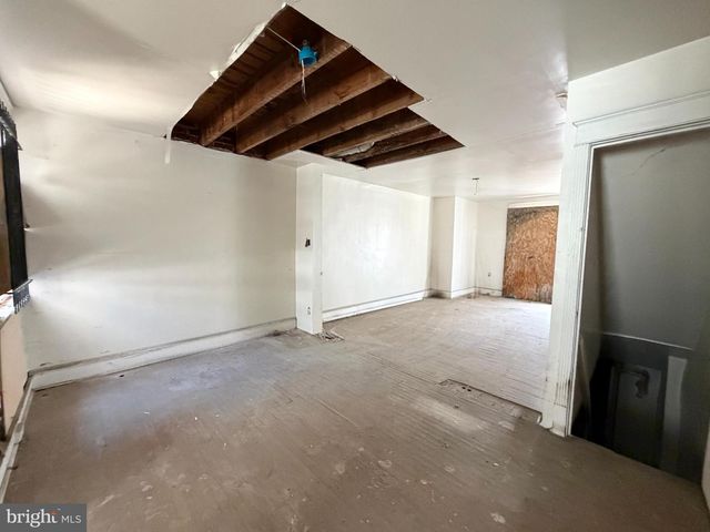 4029 GLENDALE ST, Philadelphia, PA 19124