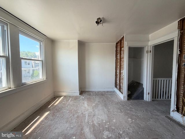4029 GLENDALE ST, Philadelphia, PA 19124
