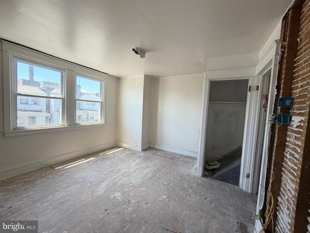 4029 GLENDALE ST, Philadelphia, PA 19124