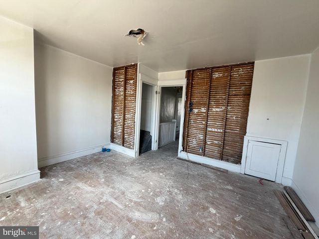 4029 GLENDALE ST, Philadelphia, PA 19124