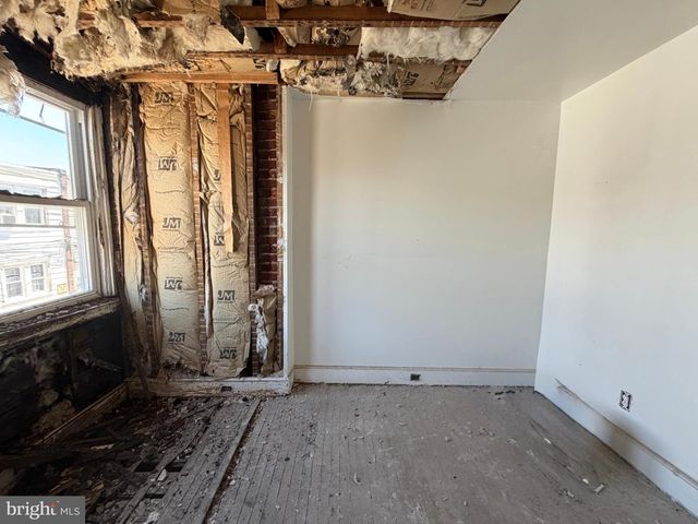 4029 GLENDALE ST, Philadelphia, PA 19124