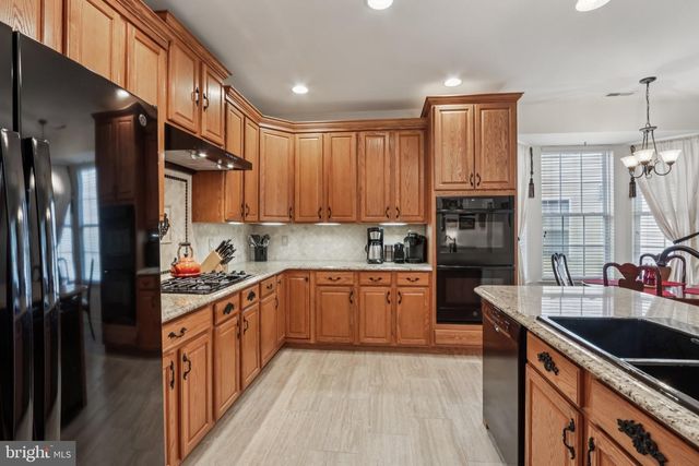 1897 ALEXANDER DR, Macungie, PA 18062