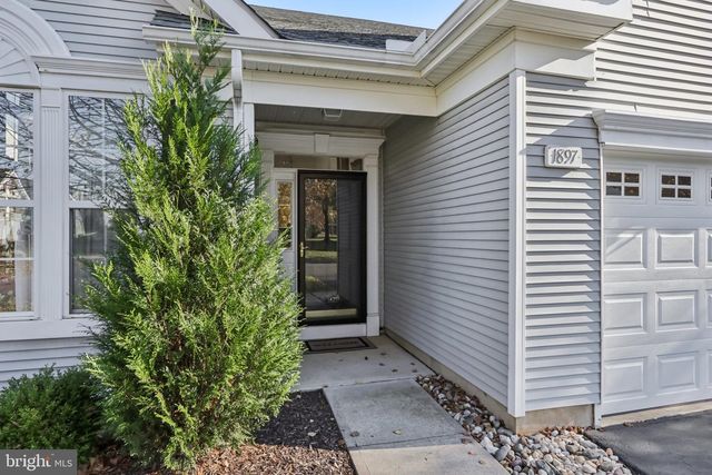 1897 ALEXANDER DR, Macungie, PA 18062