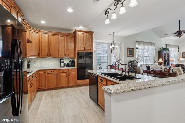 1897 ALEXANDER DR, Macungie, PA 18062