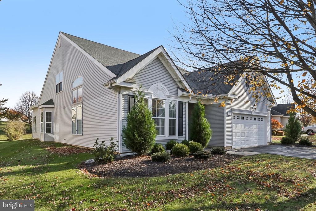 1897 ALEXANDER DR, Macungie, PA 18062
