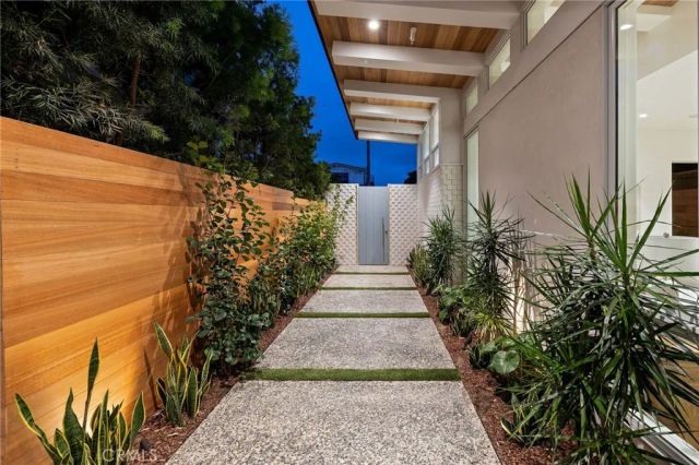 1709 23rd Street, Manhattan Beach, CA 90266