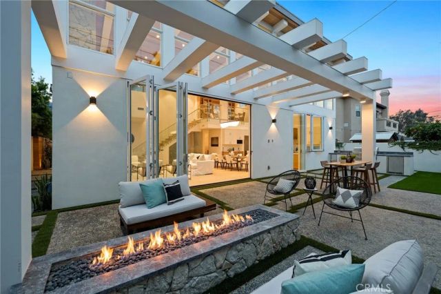 1709 23rd Street, Manhattan Beach, CA 90266