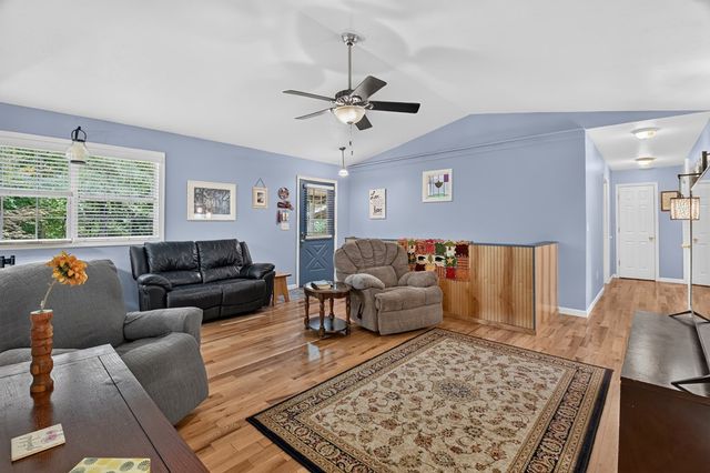 387 Ruby Lane, Mineral Bluff, GA 30559