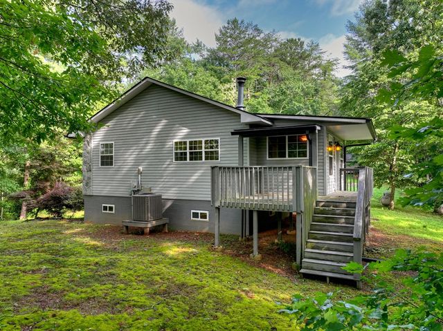 387 Ruby Lane, Mineral Bluff, GA 30559