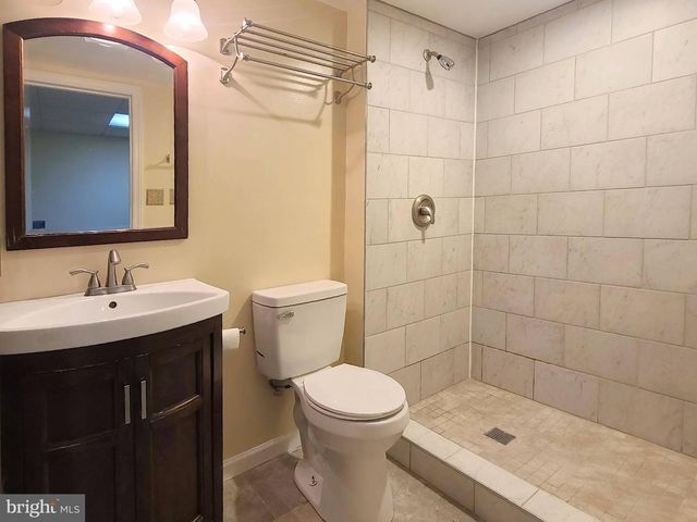 1 MARTIN ST, Stafford, VA 22556