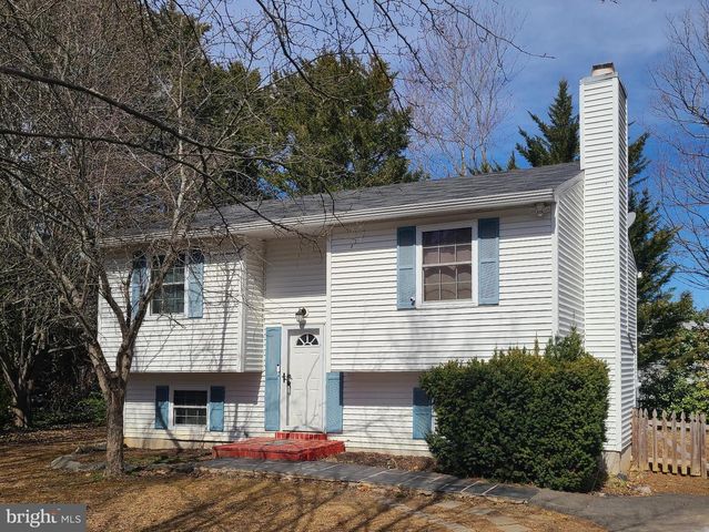 1 MARTIN ST, Stafford, VA 22556