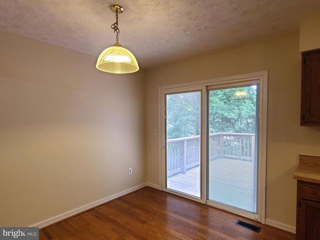1 MARTIN ST, Stafford, VA 22556