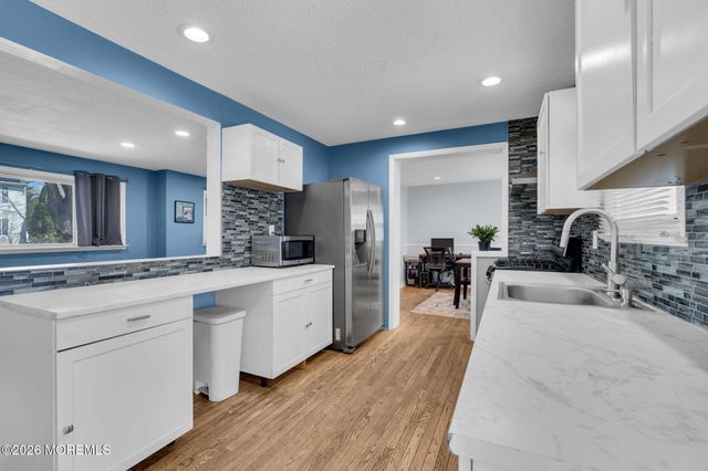 1 Castle Avenue, Jackson, NJ 08527