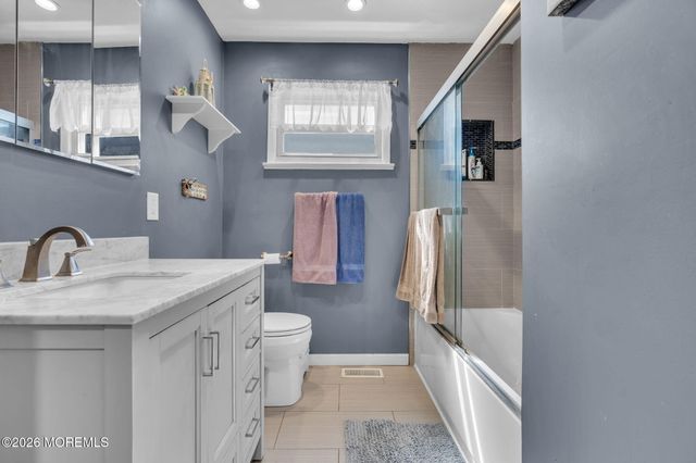 1 Castle Avenue, Jackson, NJ 08527