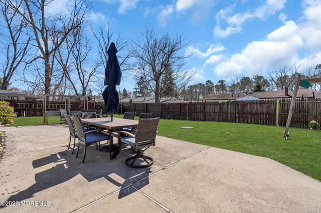 1 Castle Avenue, Jackson, NJ 08527