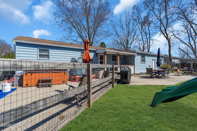 1 Castle Avenue, Jackson, NJ 08527