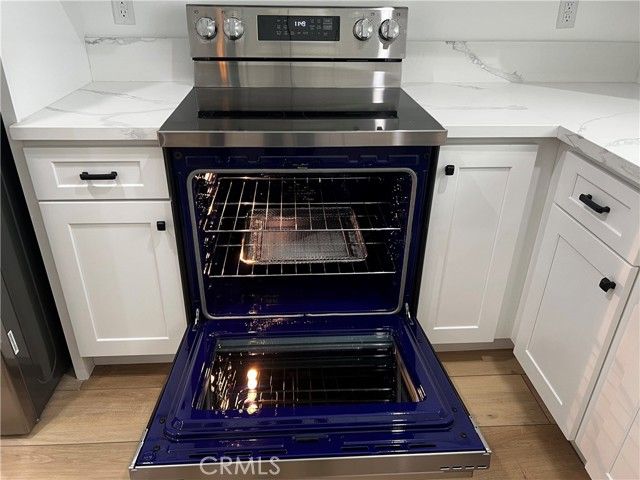 5952 Balcom Avenue, Encino (los Angeles), CA 91316