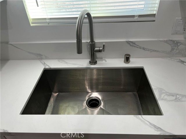 5952 Balcom Avenue, Encino (los Angeles), CA 91316