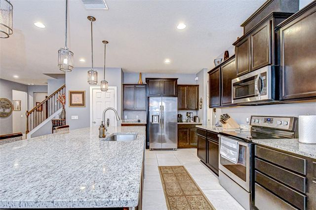 1521 BANNER ELK STREET, Valrico, FL 33594