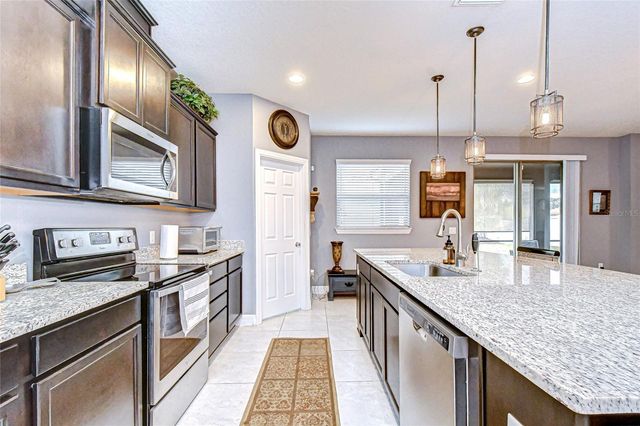 1521 BANNER ELK STREET, Valrico, FL 33594