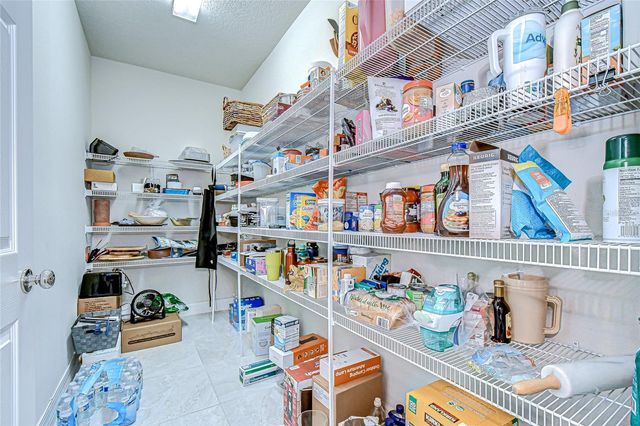 1521 BANNER ELK STREET, Valrico, FL 33594