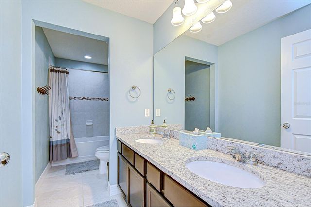 1521 BANNER ELK STREET, Valrico, FL 33594