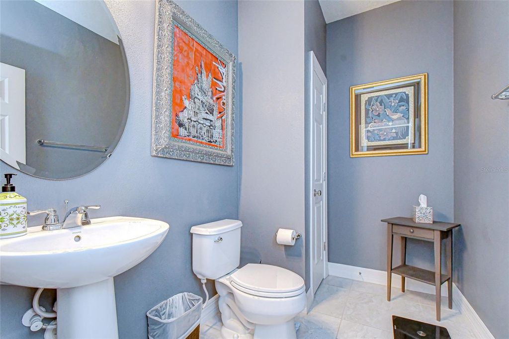 Image 16 of property listing at 1521 BANNER ELK STREET, Valrico, FL 33594