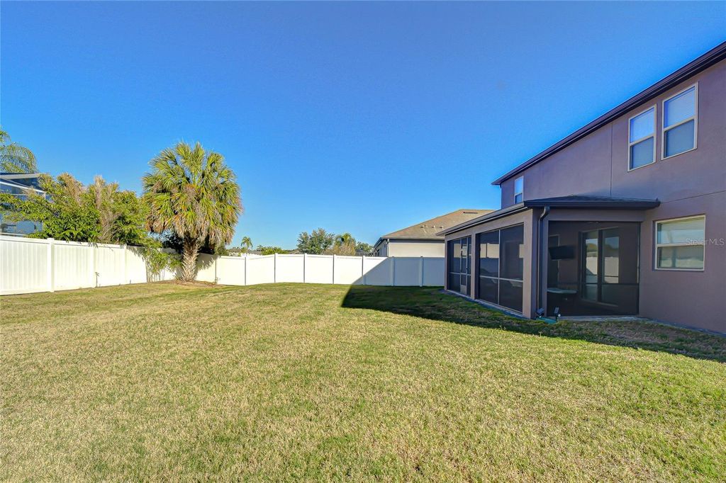 Image 31 of property listing at 1521 BANNER ELK STREET, Valrico, FL 33594