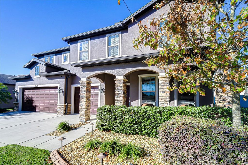 Image 34 of property listing at 1521 BANNER ELK STREET, Valrico, FL 33594