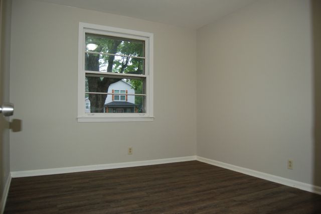 945 Richardson St, Clarksville, TN 37040