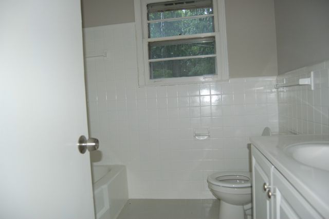 945 Richardson St, Clarksville, TN 37040