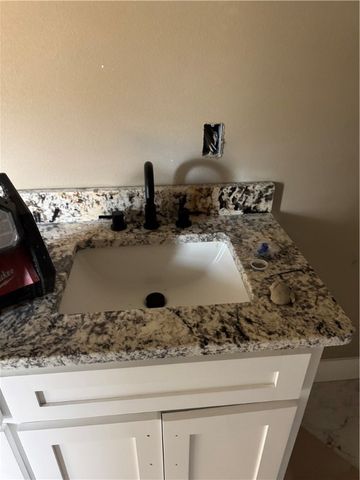 19012 Oakridge Court, Siloam Springs, AR 72761