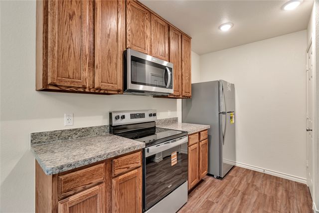 636 Crockett Drive, Cleburne, TX 76031