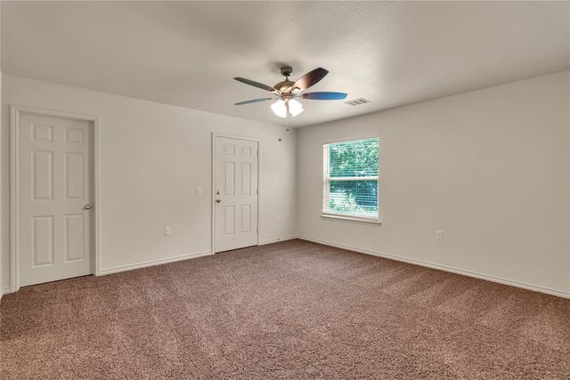 636 Crockett Drive, Cleburne, TX 76031