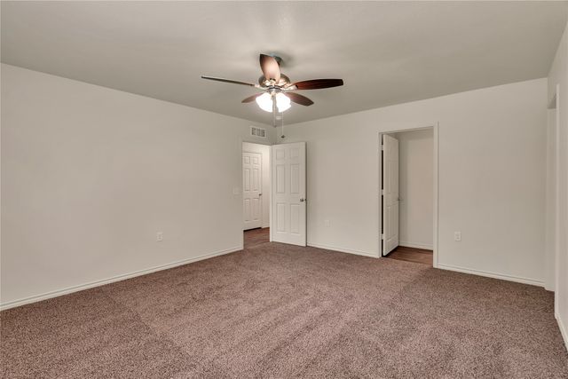 636 Crockett Drive, Cleburne, TX 76031